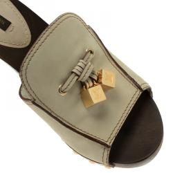 Pre Owned Louis Vuitton Cream Leather Logo Dice Clogs Size 39