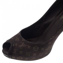 Pre Owned حذاء لوي فيتون كانفاس  أديل مونوغرامي رومانس بمقدمة مدببة مقاس 39