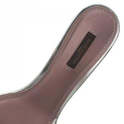 Pre Owned صندل سلايد لوي فيتون جلد فضي بأشرطة مقاس 39