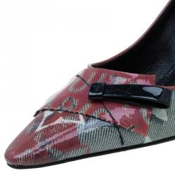 مملوكة مسبقًا Louis Vuitton Two Tone Monogram Patent Pointed Toe Pumps Size 36.5