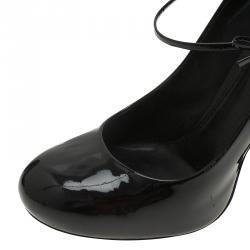 مملوكة مسبقًا Louis Vuitton Black Patent Fetish Mary Jane Pumps Size 40