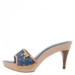 مملوكة مسبقًا صندل لوي فيتون جلد مونوغرامي وجينز أزرق مقاس 39