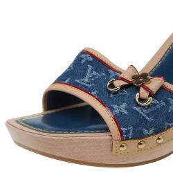 مملوكة مسبقًا صندل لوي فيتون جلد مونوغرامي وجينز أزرق مقاس 39