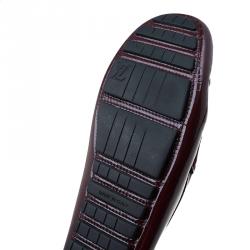 Pre Owned حذاء لوفرز لوي فيتون زين جلد لامع عنابي مقاس 37