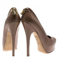 مملوكة مسبقًا حذا ء كعب عالي لوي فيتون أوه ريلي! جلد بيج مقدمة مفتوحة نعل سميك مقاس 40.5