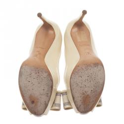 مملوكة مسبقًا Louis Vuitton Cream Patent Damier Azure Valentine Peep Toe Pumps Size 36