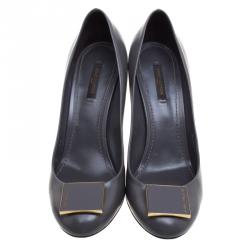 Pre Owned Louis Vuitton Grey Leather Magnetic Pumps Size 40
