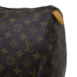 مملوكة مسبقًا Louis Vuitton Monogram Canvas Keepall 55 Bag 