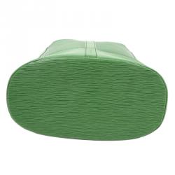 مملوكة مسبقًا Louis Vuitton Borneo Green Epi Leather Randonnee Backpack GM