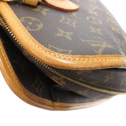 مملوكة مسبقًا Louis Vuitton Monogram Canvas Rivoli Soft Briefcase