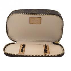 Pre Owned حقيبة مكياج لوي فيتون كانفاس مونوغرامي