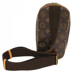Pre Owned Louis Vuitton Monogram Canvas Pochette Gange Bag