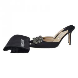 مملوكة مسبقًا Manolo Blahnik Black Satin Hangisi Mules Size 40.5