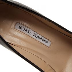 مملوكة مسبقًا حذاء كعب عالي مانولو بلانيك مقدمة مدببة جلد لامع أسودنوسيكابا مقاس 40