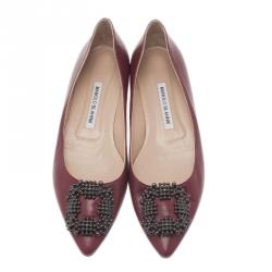 Pre Owned حذاء مانولو بلانيك هانغيسي جلد أحمر داكن باليرينا فلات مقاس 38.5