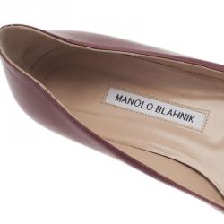 Pre Owned حذاء مانولو بلانيك هانغيسي جلد أحمر داكن باليرينا فلات مقاس 38.5