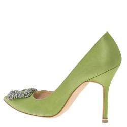 Pre Owned Manolo Blahnik Green Satin Hangisi Embellished Pumps Size 37