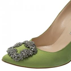 Pre Owned Manolo Blahnik Green Satin Hangisi Embellished Pumps Size 37