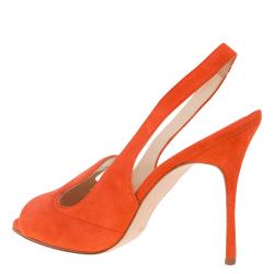 Pre Owned صندل مانولو بلانيك بفتحة كعب سويدي برتقالي مقاس 36.5