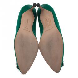 Pre Owned حذاء كعب عالي مانولو بلانيك هانغيسي ساتان أخضر مزخرف مقاس 37.5