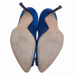 Pre Owned حذاء كعب عالي مانولو بلانيك هانغيسي ساتان مرصع أزرق مقاس 39