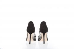مملوكة مسبقًا Manolo Blahnik Black Lace and Suede Pointed Toe Pumps Size 39