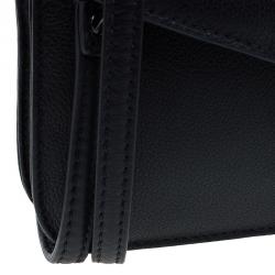 Pre Owned حقيبة كروس مارك باي مارك جاكوبس بيانكا جان أون A ليش جلد أسود