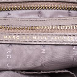 مملوكة مسبقًا حقيبة يد مارك باي مارك جاكوبس تو هوت تو هاندل جلد رصاصية