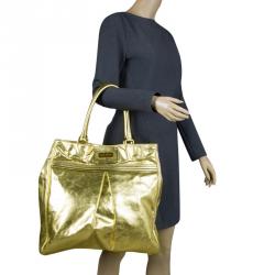 Pre Owned Marc Jacobs Gold Pleated Leather Shopping Tote