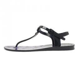 Pre Owned صندل سلايد جيلي أم سي كيو باي ألكساندر ماكوين أسود طباعة طيور مقاس 39/40