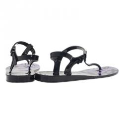 Pre Owned صندل سلايد جيلي أم سي كيو باي ألكساندر ماكوين أسود طباعة طيور مقاس 39/40