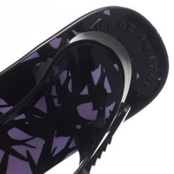 Pre Owned صندل سلايد جيلي أم سي كيو باي ألكساندر ماكوين أسود طباعة طيور مقاس 39/40