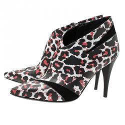 Pre Owned حذاء بوت للكاحل أم سي كيو باي أليكساندر مكوين نقشة الفهد مقاس 39