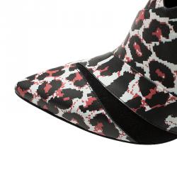 Pre Owned حذاء بوت للكاحل أم سي كيو باي أليكساندر مكوين نقشة الفهد مقاس 39