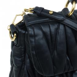 Pre Owned حقيبة يد ميو ميو باوليتو جلد ماتلاس سوداء