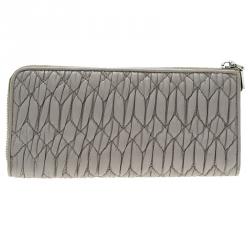 Pre Owned Miu Miu Grey Matelasse Zip-Around Wallet