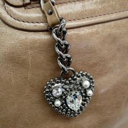 مملوكة مسبقًا Miu Miu Beige Vitello Shine Leather Tote