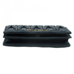 Pre Owned Miu Miu Black Leather Matelasse Flap Cardholder 