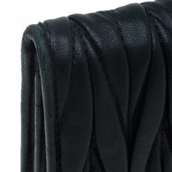 Pre Owned Miu Miu Black Leather Matelasse Flap Cardholder 