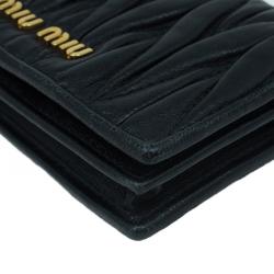 Pre Owned Miu Miu Black Leather Matelasse Flap Cardholder 