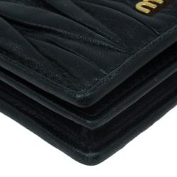 Pre Owned Miu Miu Black Leather Matelasse Flap Cardholder 