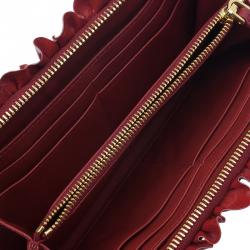 Pre Owned Miu Miu Navy Blue Patent Leather Ruffle Zip Around Wallet