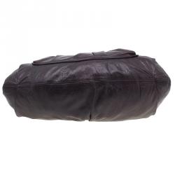 مملوكة مسبقًا حقيبة يد هوبو ميو ميو بغطاء بطيات بني