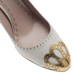 Pre Owned Miu Miu White and Gold Floral Brogue Pumps Size 41