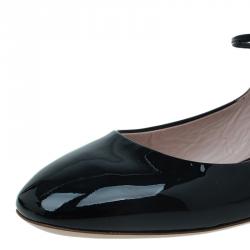 مملوكة مسبقًا Miu Miu Black Patent Jeweled Mary Jane Ballet Flats Size 39.5