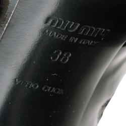 Pre Owned حذاء بوت للكاحل ميو ميو بفيونكة  جلد لامع أسود وسويدي رصاصي مقاس 38