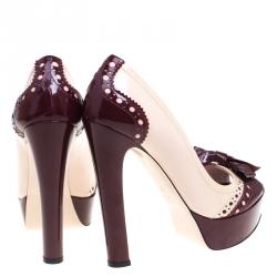 Pre Owned حذاء كعب عالي ميو ميو سبكتيتور جلد بروغي بيج وأحمر داكن بفيونكة ونعل سميك مقاس 38