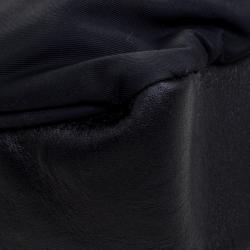 Pre Owned Moschino Black Nylon Shoulder Bag