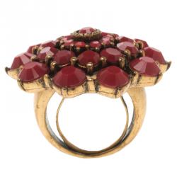 Pre Owned Oscar de la Renta Red Resin Flower Dome Ring Size 54.5