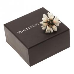 مملوكة مسبقًا خاتم أوسكار دي لا رينتا وردة أيناميل أبيض كريستال أسود ذهبي مقاس 56